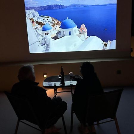 Love Nest With Hot Tub, Hammam & Outdoor Cinema Akrotírion Екстериор снимка