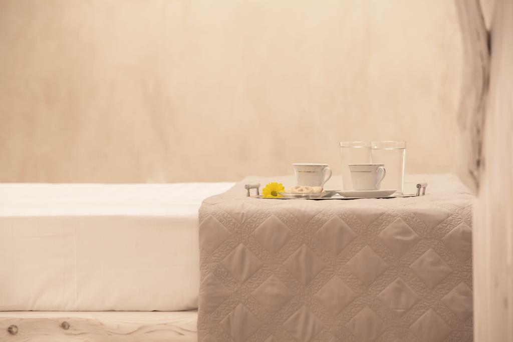 Love Nest With Hot Tub, Hammam & Outdoor Cinema Akrotírion Екстериор снимка